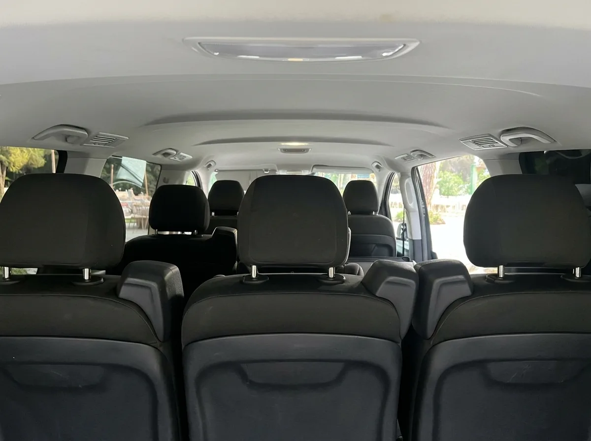 Minibus (on request)
